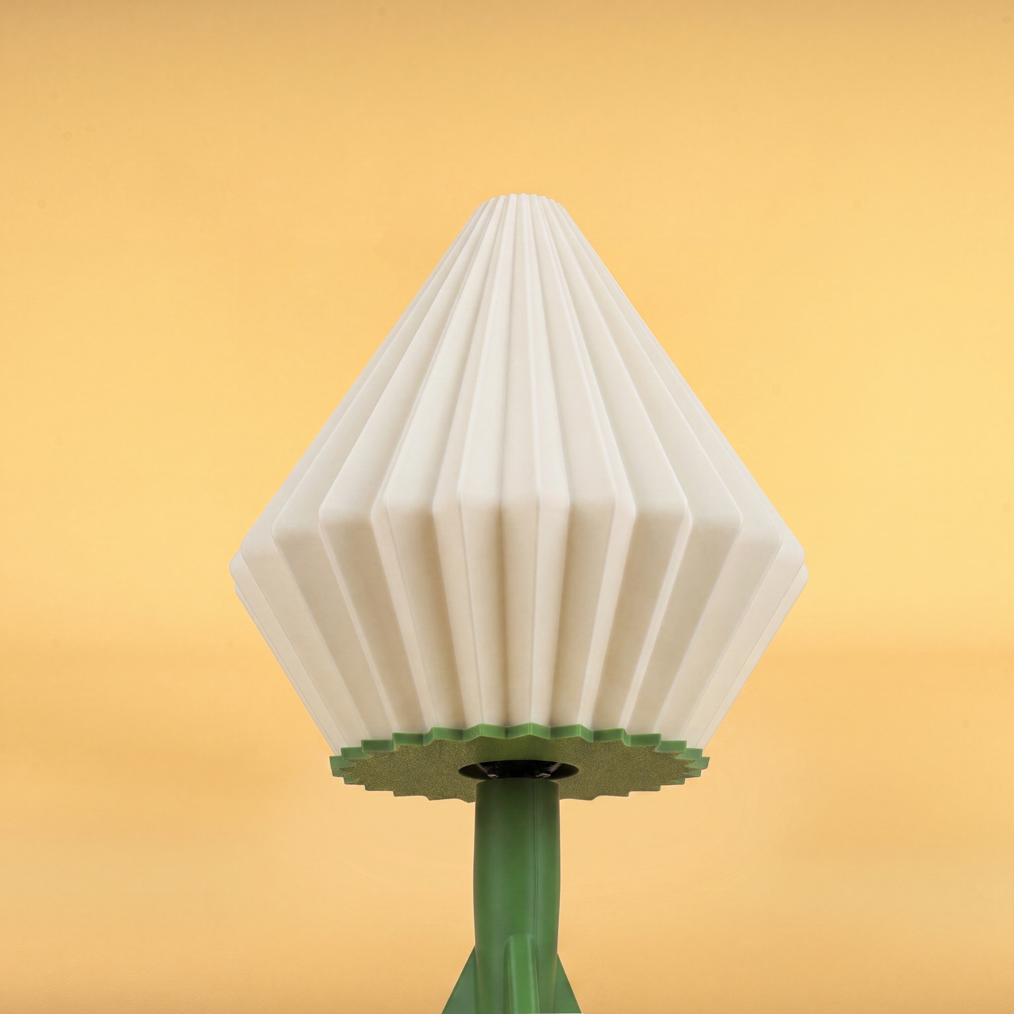 Astra Tripod Lamp